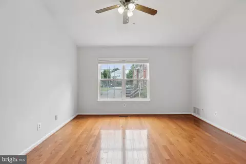 1800 Lansdowne Way, Silver Spring, MD 20910 photo 10