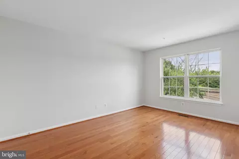 1800 Lansdowne Way, Silver Spring, MD 20910 photo 16