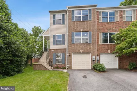 1800 Lansdowne Way, Silver Spring, MD 20910
