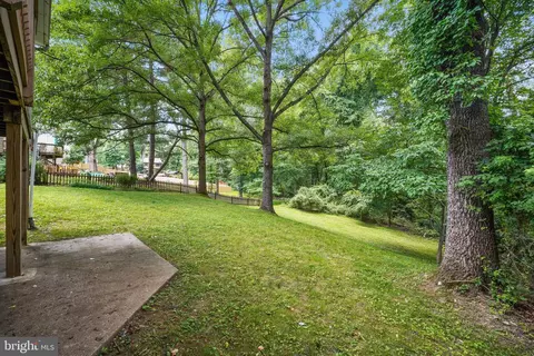 Exterior - 204 Stonegate Dr, Silver Spring, MD 20905 photo 9 of 12