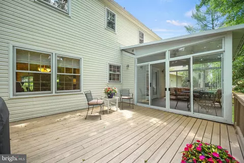 Exterior - 204 Stonegate Dr, Silver Spring, MD 20905 photo 6 of 12