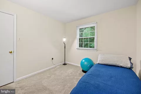 Bedroom - 204 Stonegate Dr, Silver Spring, MD 20905 photo 7 of 8