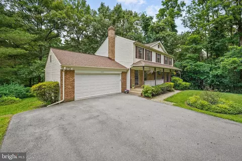 Exterior - 204 Stonegate Dr, Silver Spring, MD 20905 photo 1 of 12
