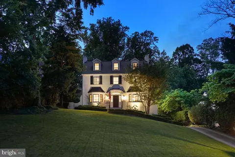 3307 Woodbine St, Chevy Chase, MD 20815