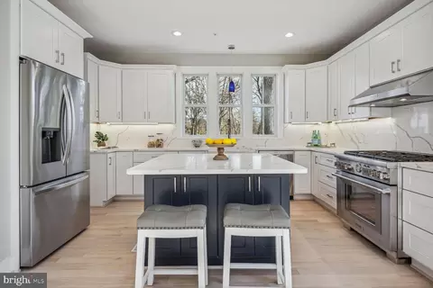 Kitchen - 2424 Forest Glen Rd, Silver Spring, MD 20910 photo 6 of 7
