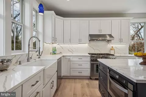Kitchen - 2424 Forest Glen Rd, Silver Spring, MD 20910 photo 2 of 7