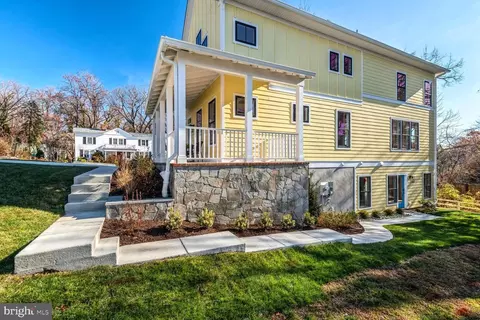 Exterior - 2424 Forest Glen Rd, Silver Spring, MD 20910 photo 6 of 6