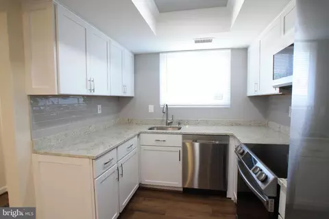 3256 Gleneagles Dr #104-E, Silver Spring, MD 20906 photo 8
