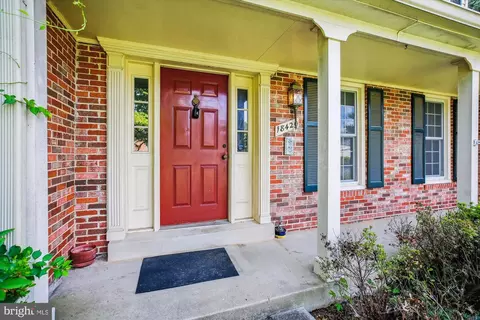 Exterior - 18420 Tranquil Ln, Olney, MD 20832 photo 6 of 18