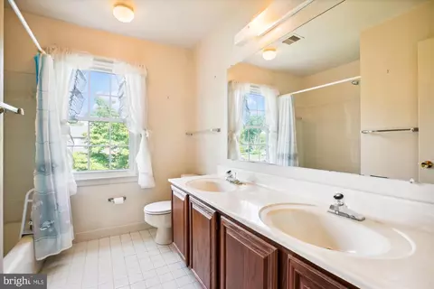 Bath - 18420 Tranquil Ln, Olney, MD 20832 photo 3 of 3