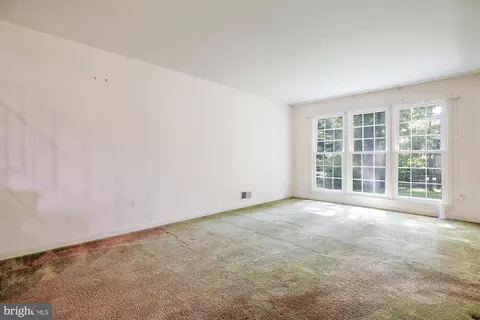 Living - 18420 Tranquil Ln, Olney, MD 20832 photo 1 of 2