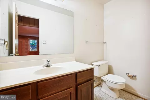 Bath - 18420 Tranquil Ln, Olney, MD 20832 photo 1 of 3