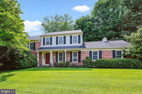 Exterior - 18420 Tranquil Ln, Olney, MD 20832 photo 2 of 18