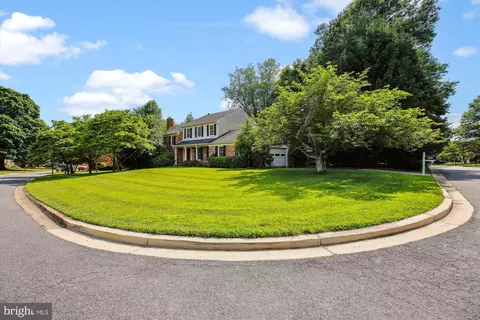 Exterior - 18420 Tranquil Ln, Olney, MD 20832 photo 3 of 18