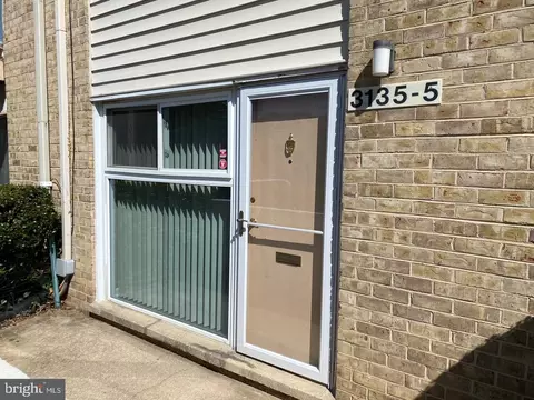 3135 University Blvd W #3135-A, Kensington, MD 20895