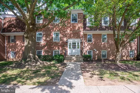 798 Quince Orchard Blvd #T1, Gaithersburg, MD 20878