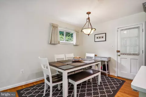 10319 Inwood Ave, Silver Spring, MD 20902 photo 9