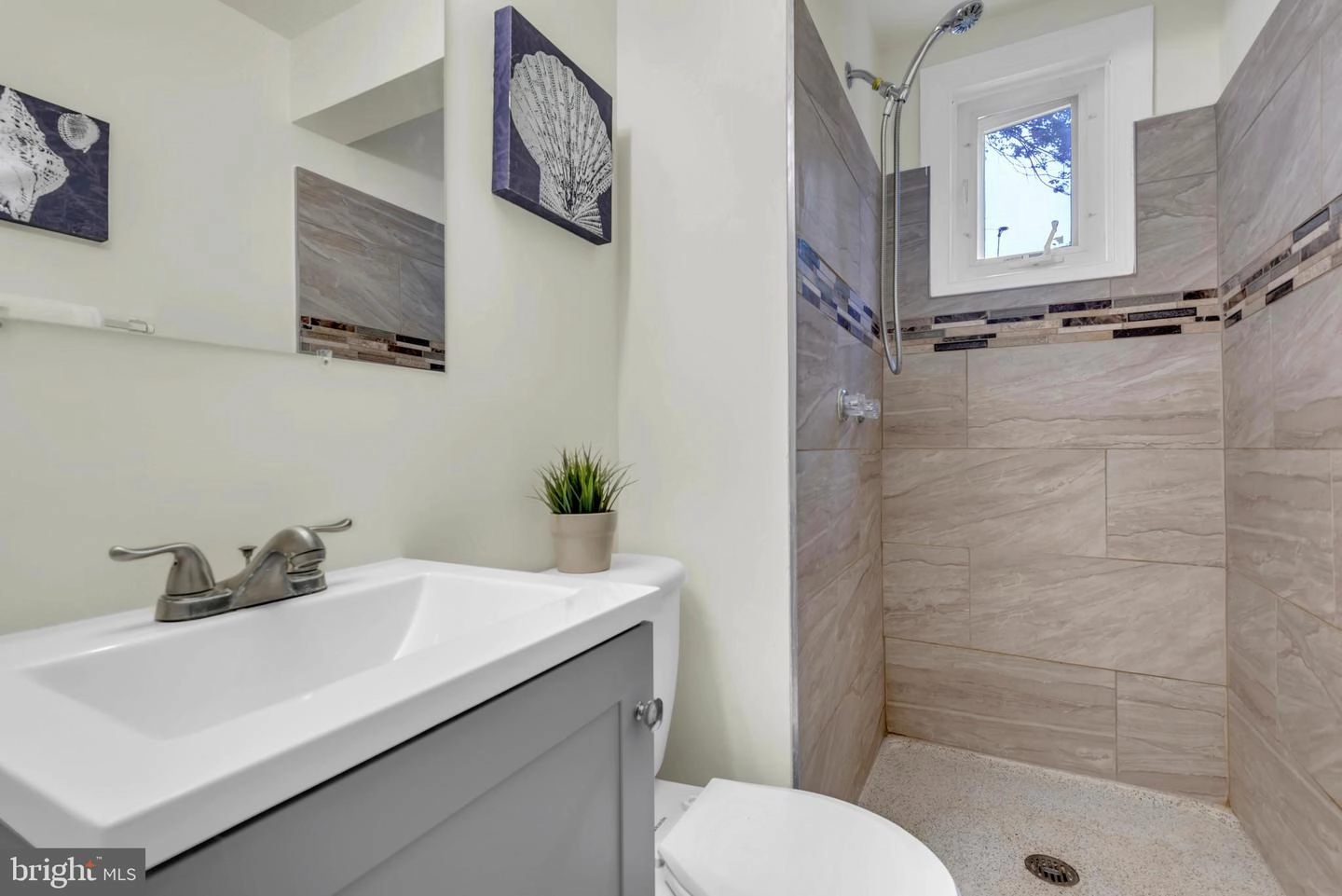 1006 Caddington Ave, Silver Spring, MD 20901 photo 40
