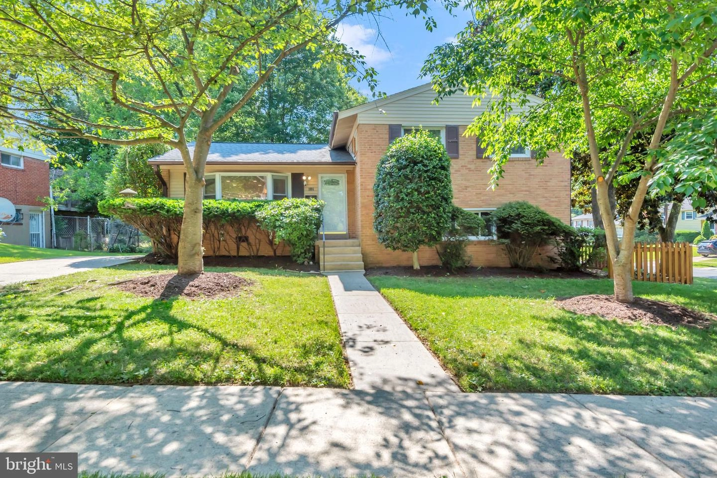 1006 Caddington Ave, Silver Spring, MD 20901 photo 3