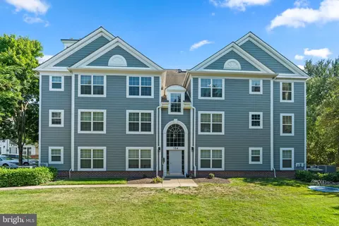 154 Kendrick Pl #38L, Gaithersburg, MD 20878