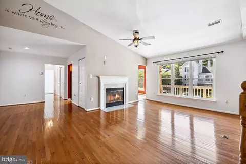 18060 Rolling Meadow Way #262, Olney, MD 20832