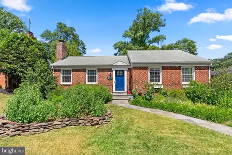 8917 Whitney St, Silver Spring, MD 20901