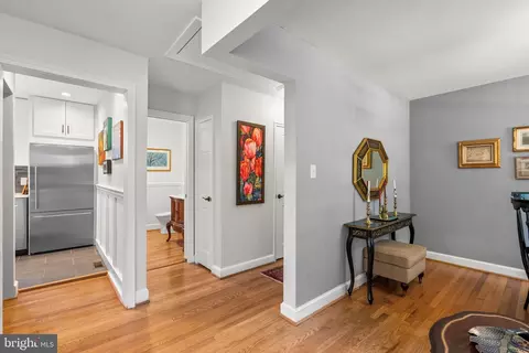 Entry Way - 8917 Whitney St, Silver Spring, MD 20901 photo 3 of 4