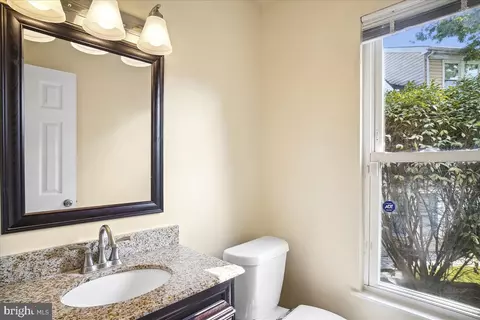 Bath - 1760 Wilcox Ln, Silver Spring, MD 20906 photo 1 of 3