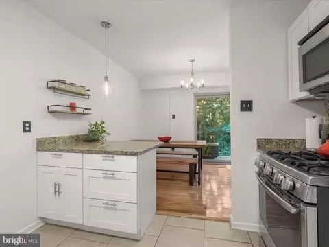 Kitchen - 8614 Manchester Rd #7, Silver Spring, MD 20901 photo 4 of 4