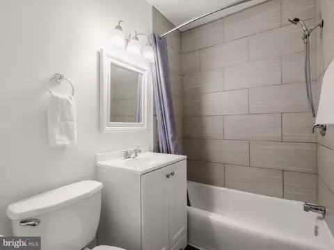 Bath - 8614 Manchester Rd #7, Silver Spring, MD 20901 photo 2 of 2