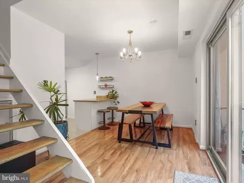 Dining - 8614 Manchester Rd #7, Silver Spring, MD 20901 photo 3 of 3