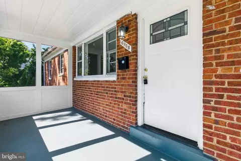 10908 Glenhaven Pkwy, Silver Spring, MD 20902 photo 6