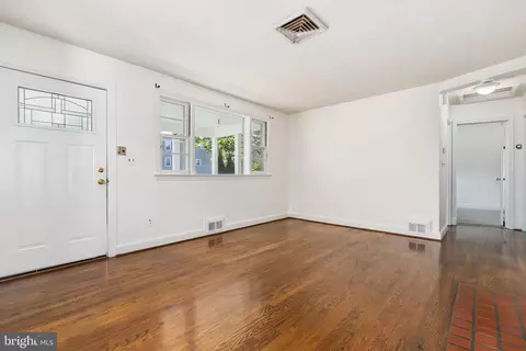10908 Glenhaven Pkwy, Silver Spring, MD 20902 photo 7