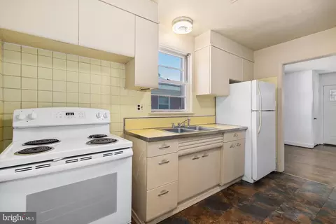 10908 Glenhaven Pkwy, Silver Spring, MD 20902 photo 15