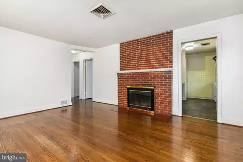 10908 Glenhaven Pkwy, Silver Spring, MD 20902 photo 11