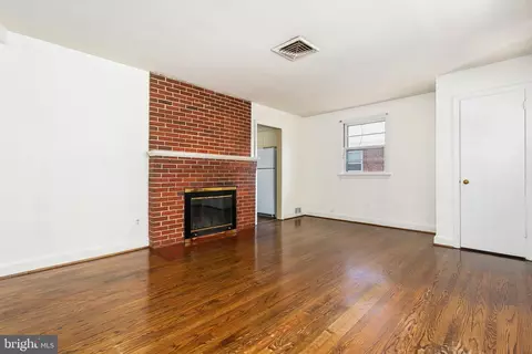 10908 Glenhaven Pkwy, Silver Spring, MD 20902 photo 9