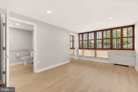1220 Blair Mill Rd #L02, Silver Spring, MD 20910 photo 20