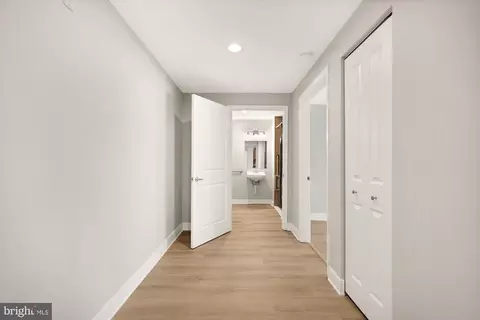 1220 Blair Mill Rd #L02, Silver Spring, MD 20910 photo 14