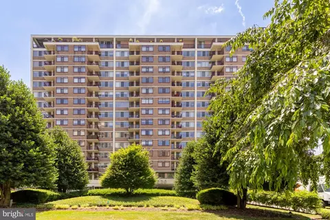 1220 Blair Mill Rd #L02, Silver Spring, MD 20910