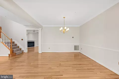 Living - 2111 Wagon Trail Pl, Silver Spring, MD 20906 photo 6 of 9