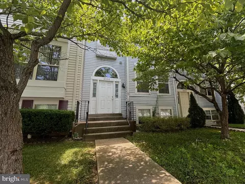 18402 Honeylocust Cir, Gaithersburg, MD 20879