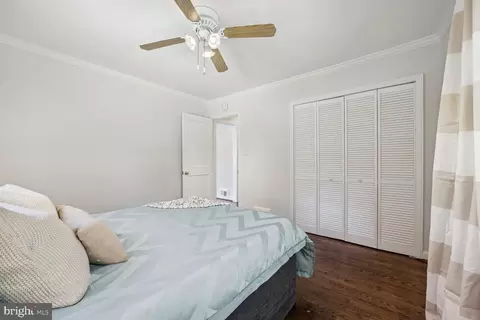 Bedroom - 2410 Dennis Ave, Silver Spring, MD 20902 photo 2 of 4