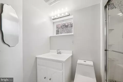 Bath - 2410 Dennis Ave, Silver Spring, MD 20902 photo 2 of 3