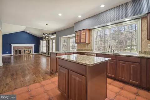 Kitchen - 13412 Rippling Brook Dr, Silver Spring, MD 20906 photo 5 of 5