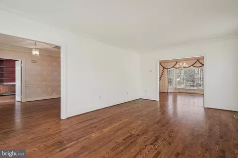 Living - 13412 Rippling Brook Dr, Silver Spring, MD 20906 photo 2 of 3