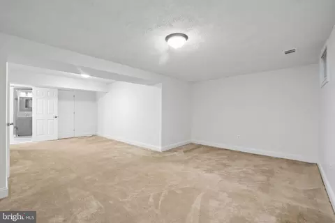2957 Schoolhouse Cir, Silver Spring, MD 20902 photo 31