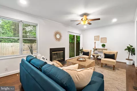 2957 Schoolhouse Cir, Silver Spring, MD 20902 photo 16