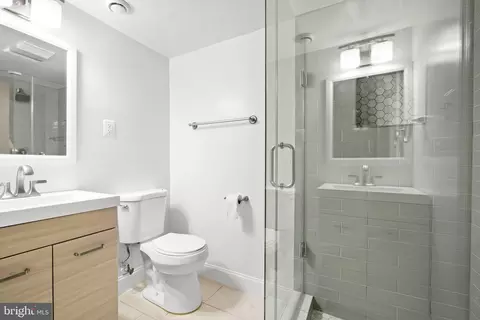 2957 Schoolhouse Cir, Silver Spring, MD 20902 photo 29