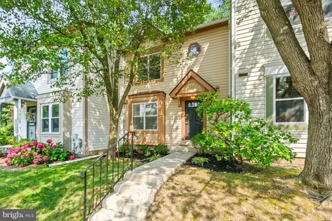 2957 Schoolhouse Cir, Silver Spring, MD 20902 photo 3