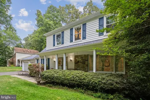 11141 Deborah Dr, Potomac, MD 20854